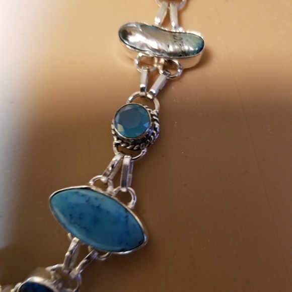 GORGEOUS NECKLACE NWOT - Picture 4 of 6